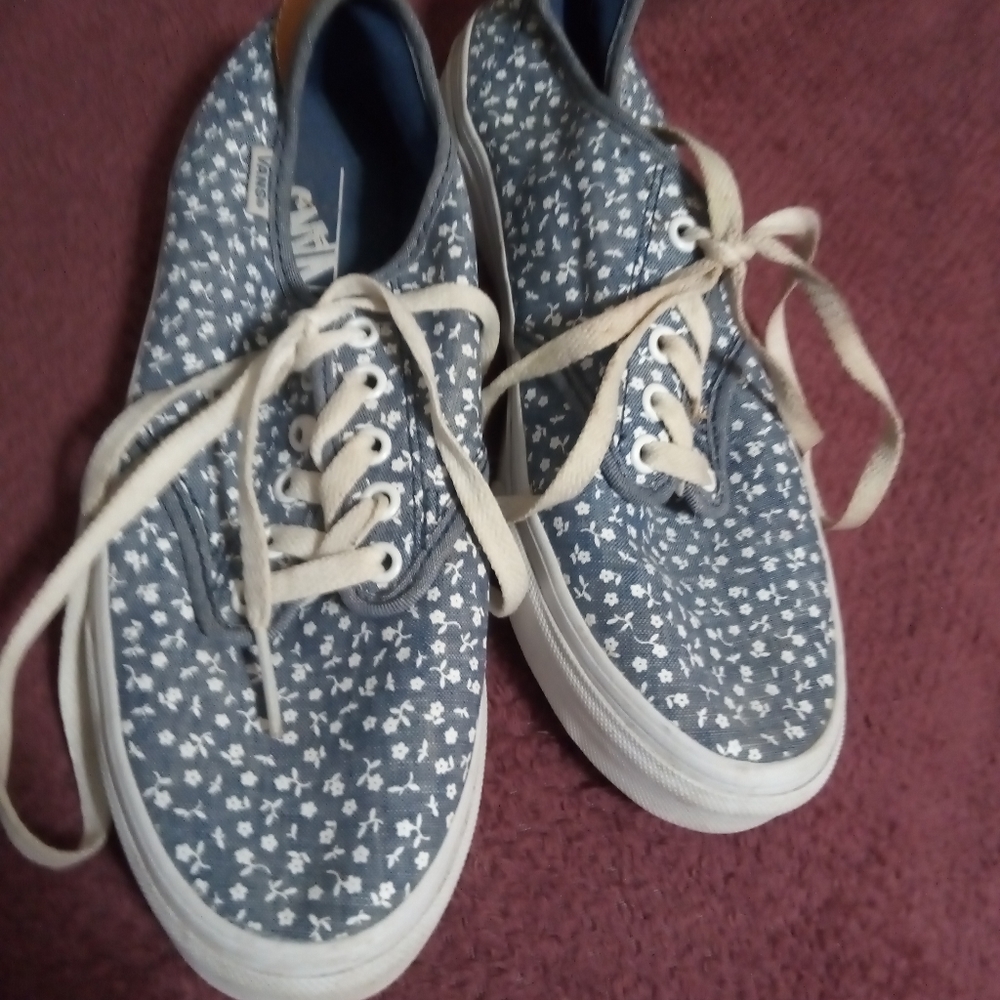 Size 8.5 vans